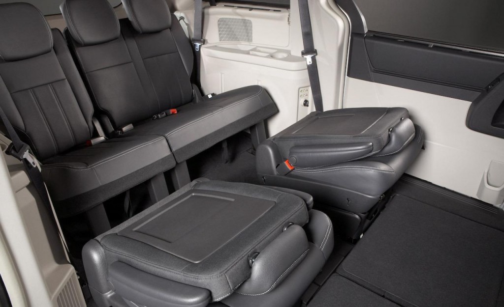 Chrysler Grand Voyager seats down